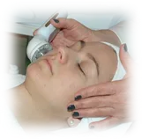 Gesichtsbehandlung Beispiel 3